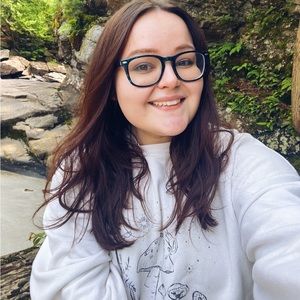 Meet your Posher, Lexi